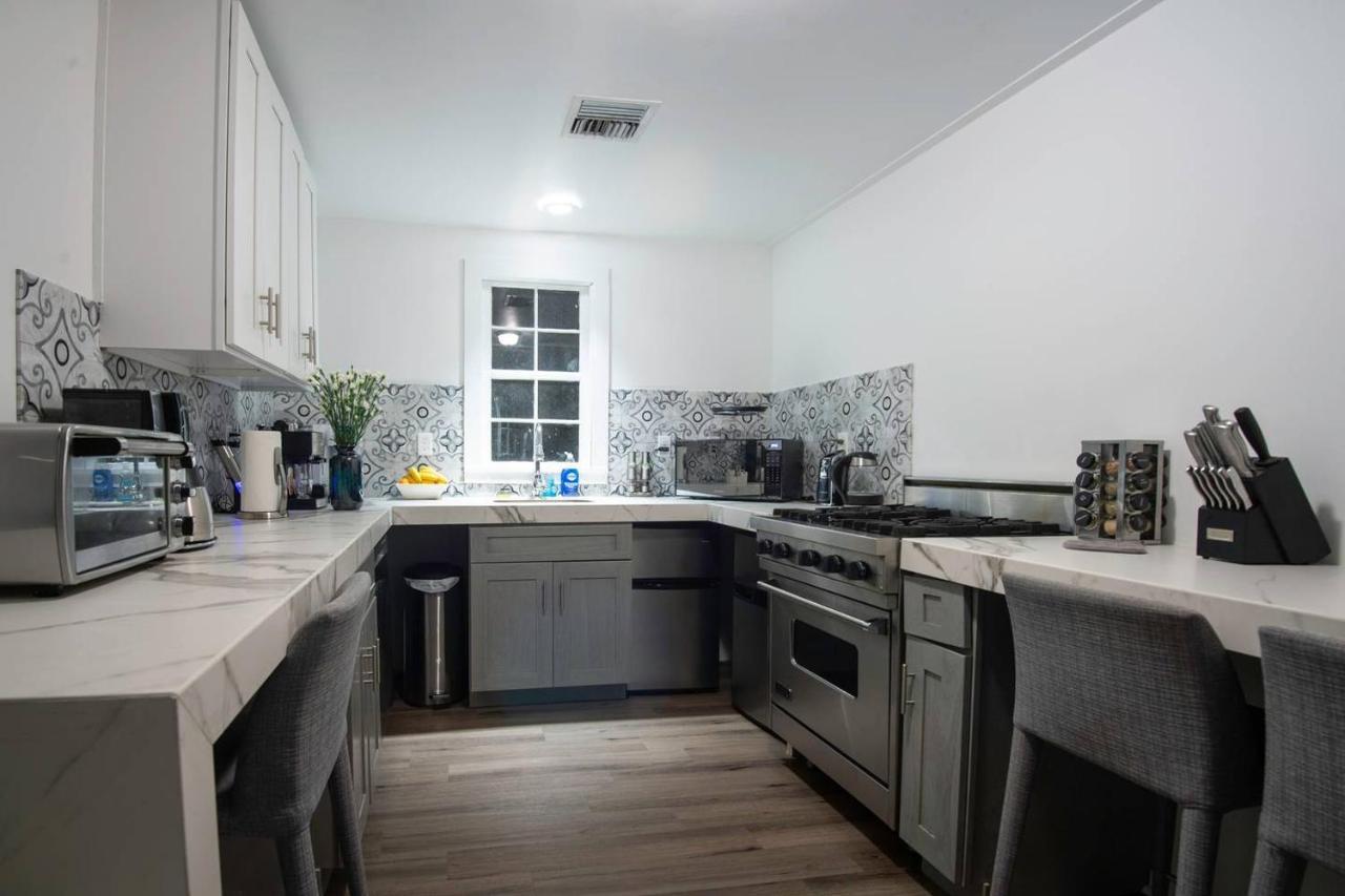 4 Bedroom - Sleeps 8! Celebrity Villa Next To Frenchman St 뉴올리언스 외부 사진